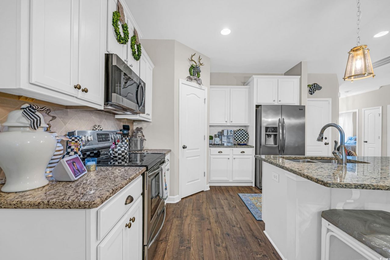 309 Lake Mist Ct. Photo 15