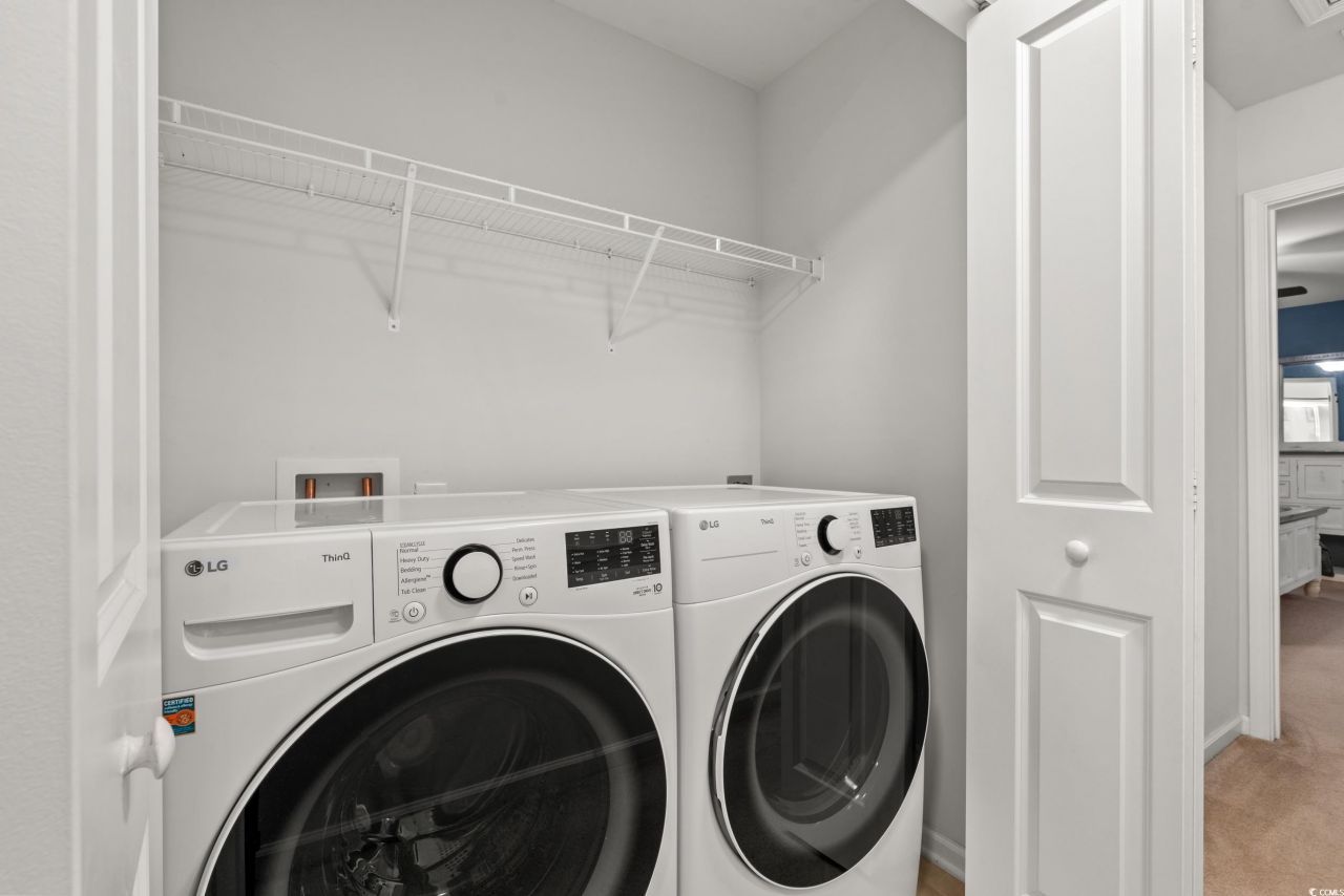 306 Castle Dr. Photo 22