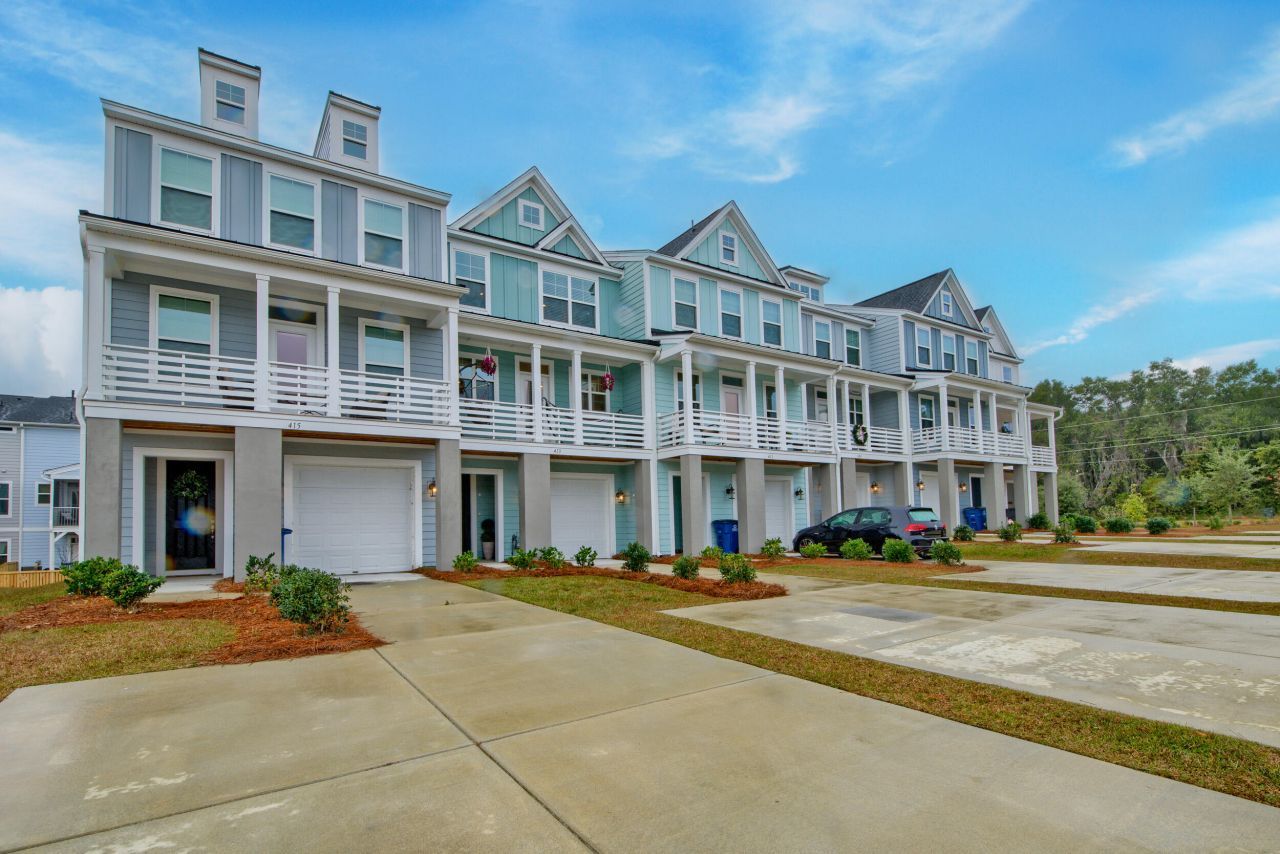 413 Katies Scenic Court Photo 12