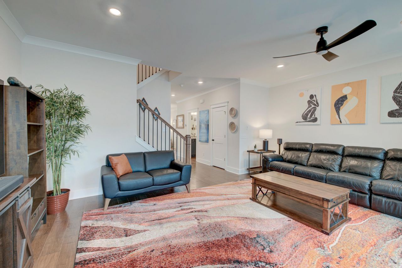 413 Katies Scenic Court Photo 7