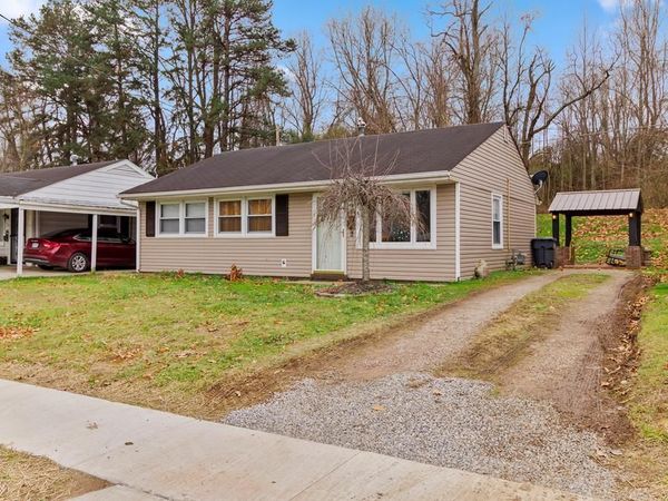 129 Florence Ave., Jackson, OH 45640