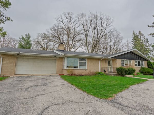 6325 Keokuk Road, Indian Head Park, IL 60525