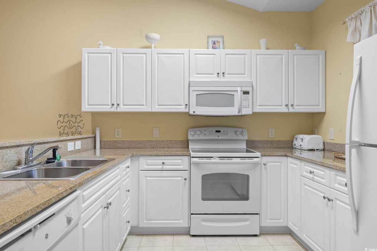 601 Hillside Dr. N Photo 5