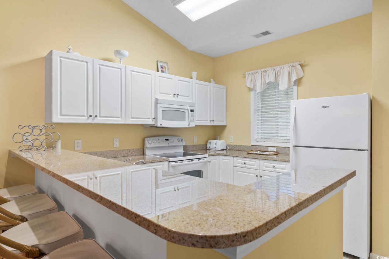 601 Hillside Dr. N Photo 8