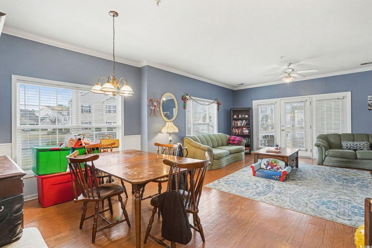 423 Mahogany Dr. Photo 8