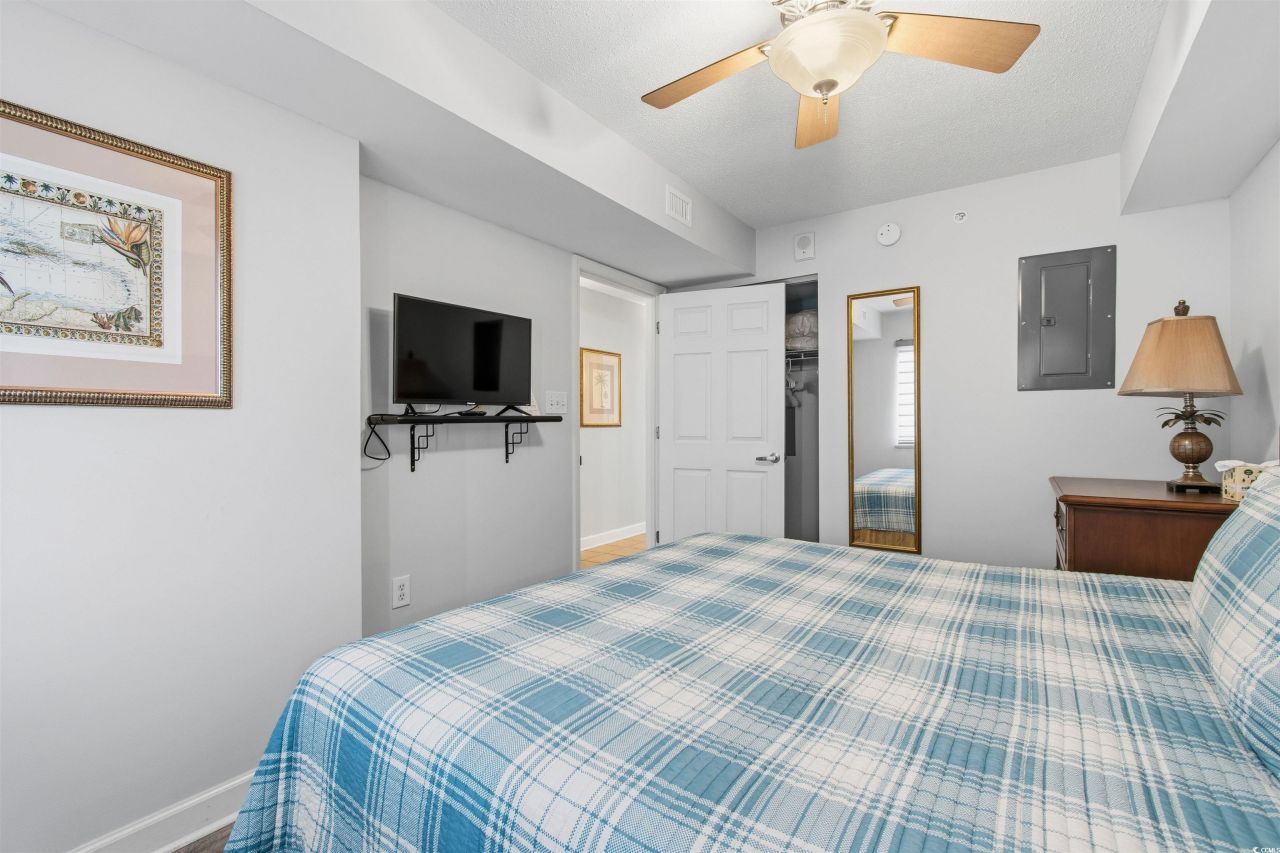 1707 Perrin Dr. Photo 4