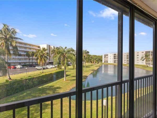 190 SE 5th Ave, Unit 202, Dania Beach, FL 33004