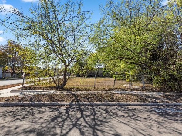 3302 W Houston, San Antonio, TX 78207