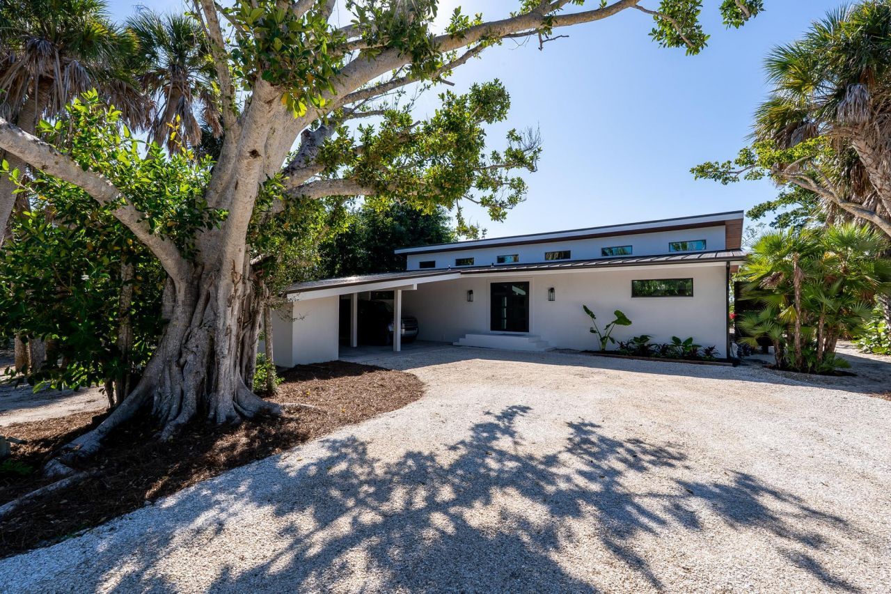 5801 Sanibel Captiva Rd, Sanibel, FL 33957 Photo