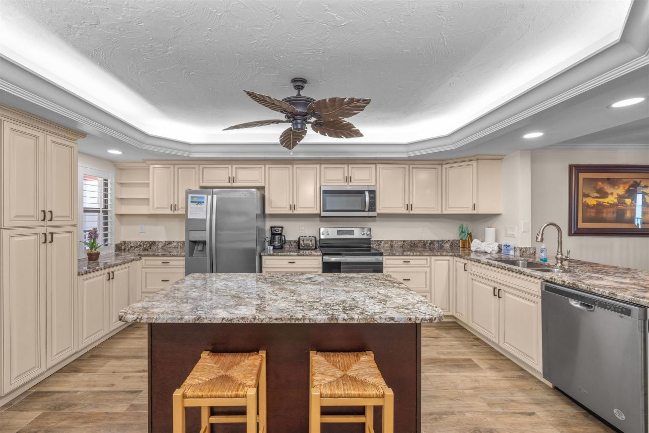 2445 W Gulf Dr, Unit 44E, Sanibel, FL 33957 Photo