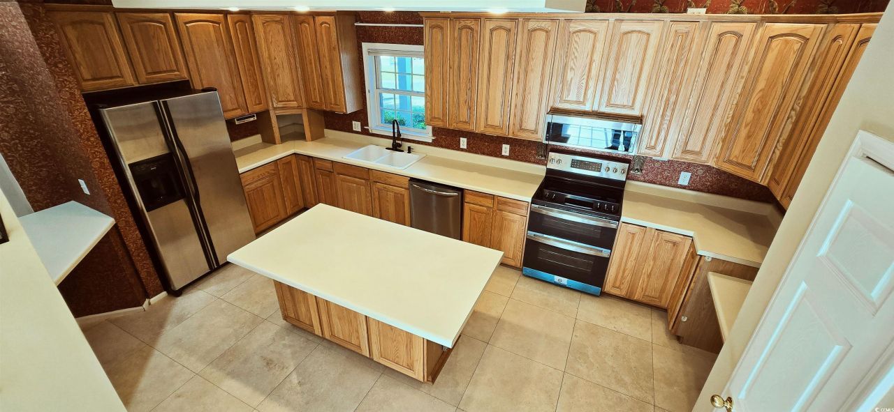 618 Wintercreeper Dr. Photo 14