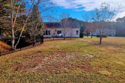 618 Wintercreeper Dr. photo 4