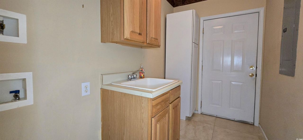 618 Wintercreeper Dr. Photo 23