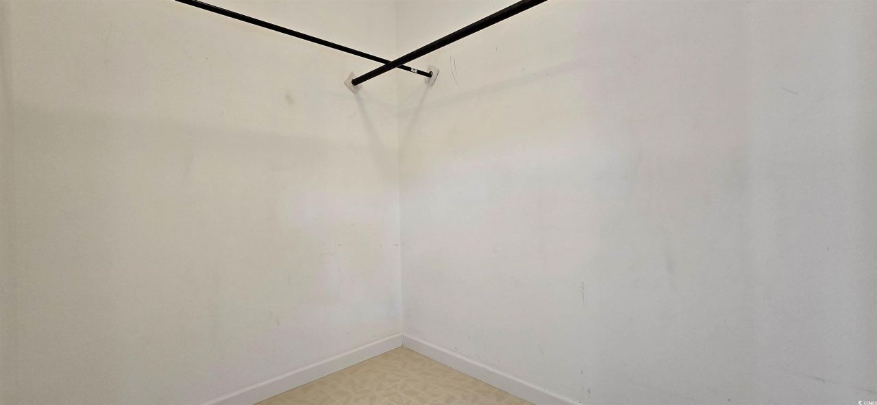 618 Wintercreeper Dr. Photo 31