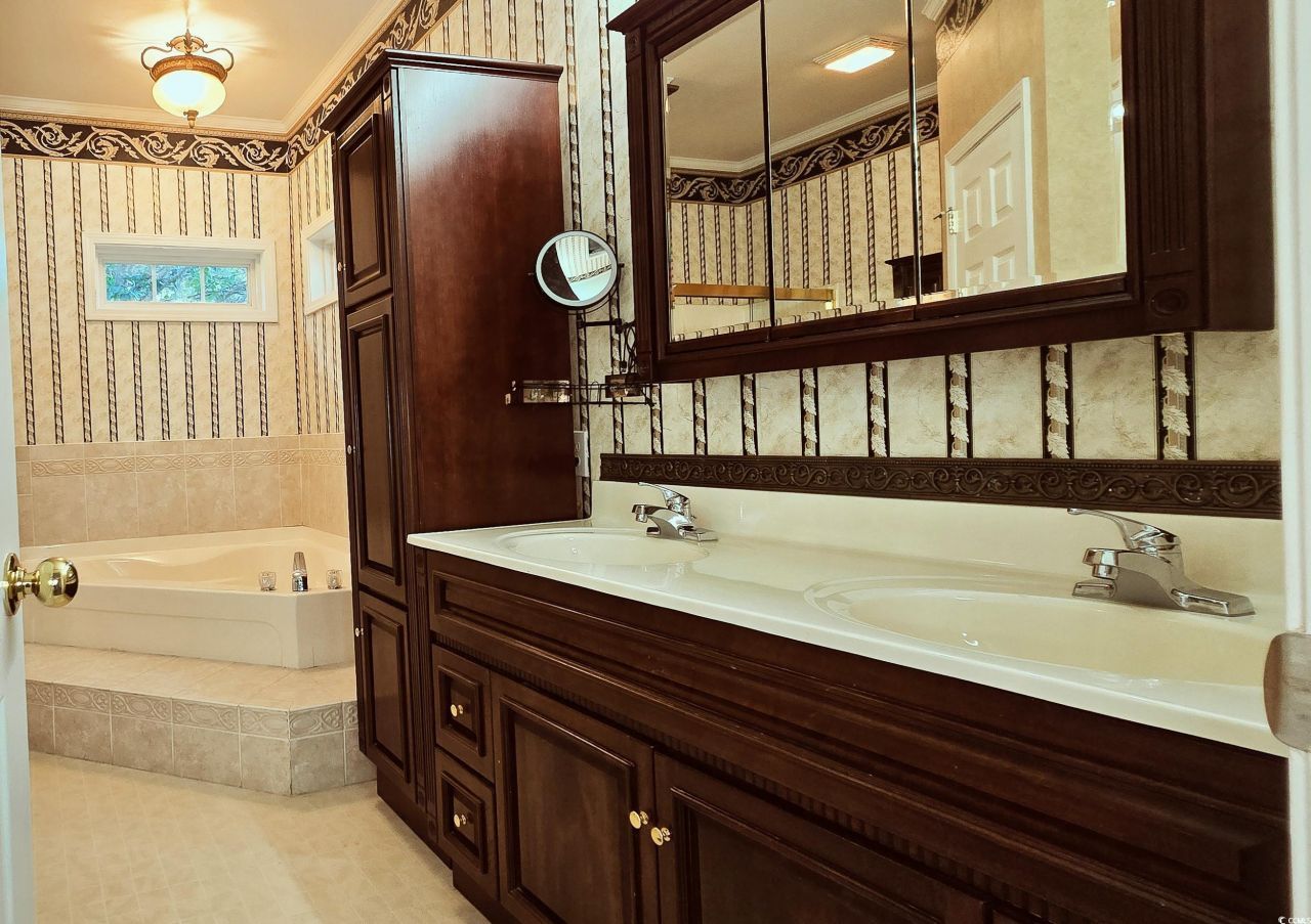 618 Wintercreeper Dr. Photo 33