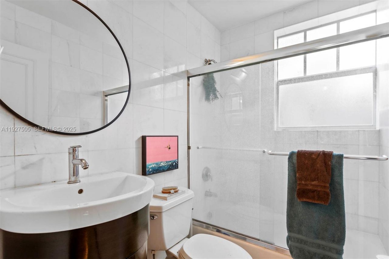 929 Meridian Ave, Unit 1, Miami Beach, FL 33139 Photo