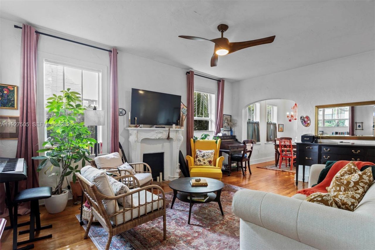 929 Meridian Ave, Unit 1, Miami Beach, FL 33139 Photo