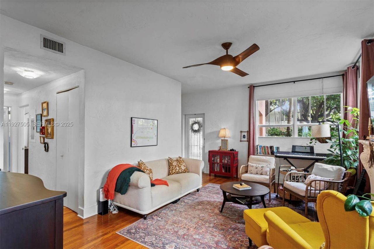 929 Meridian Ave, Unit 1, Miami Beach, FL 33139 Photo