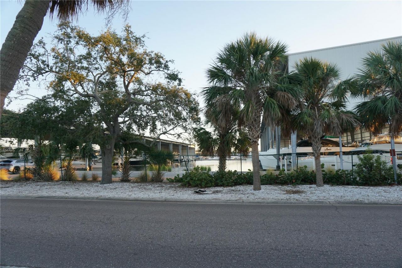 3753 46th Avenue S, Unit 12, Saint Petersburg, FL 33711 Photo