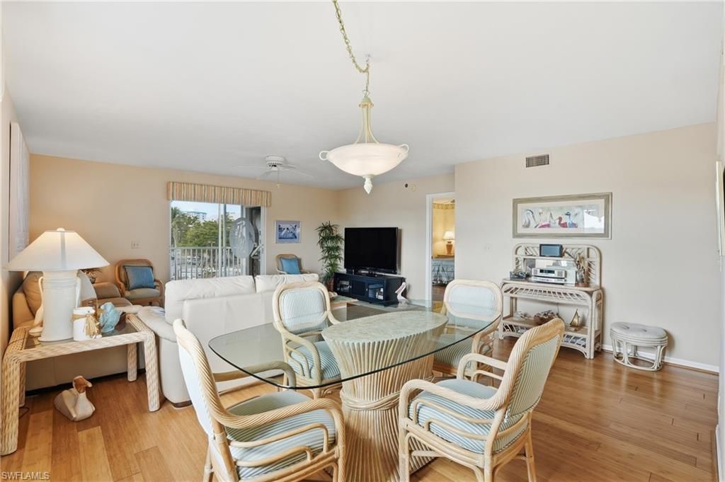 4591 Bay Beach Ln, Unit 294, Fort Myers Beach, FL 33931 Photo