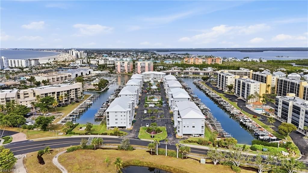 4591 Bay Beach Ln, Unit 294, Fort Myers Beach, FL 33931 Photo