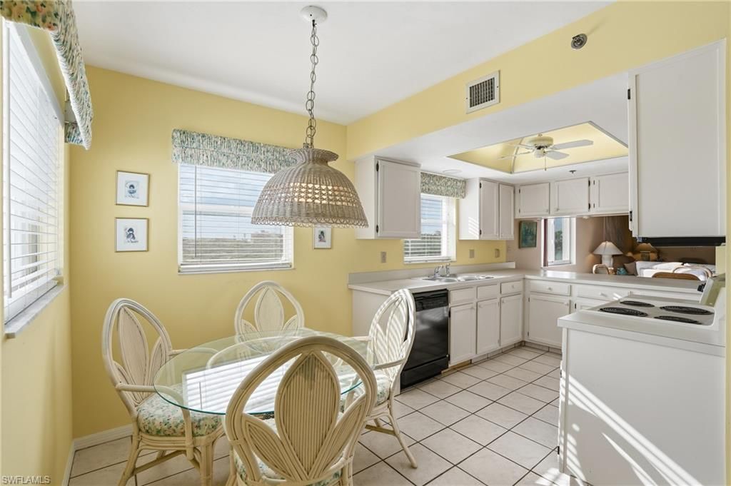 4591 Bay Beach Ln, Unit 294, Fort Myers Beach, FL 33931 Photo
