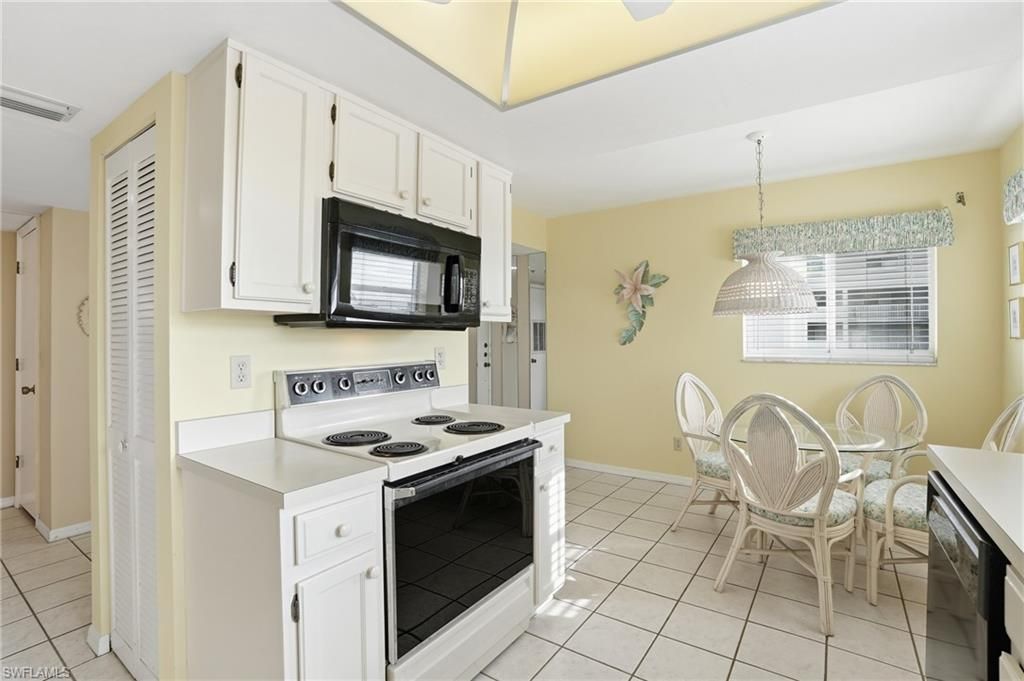 4591 Bay Beach Ln, Unit 294, Fort Myers Beach, FL 33931 Photo
