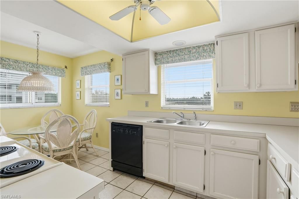 4591 Bay Beach Ln, Unit 294, Fort Myers Beach, FL 33931 Photo