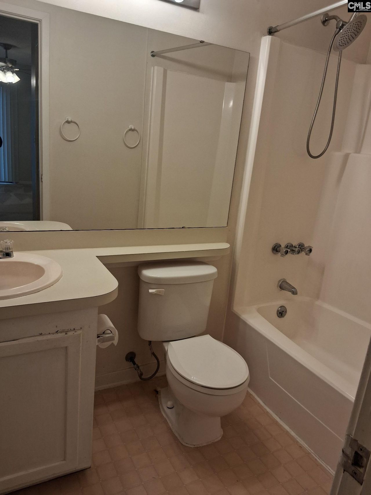 2007 Creekside Way Photo 19