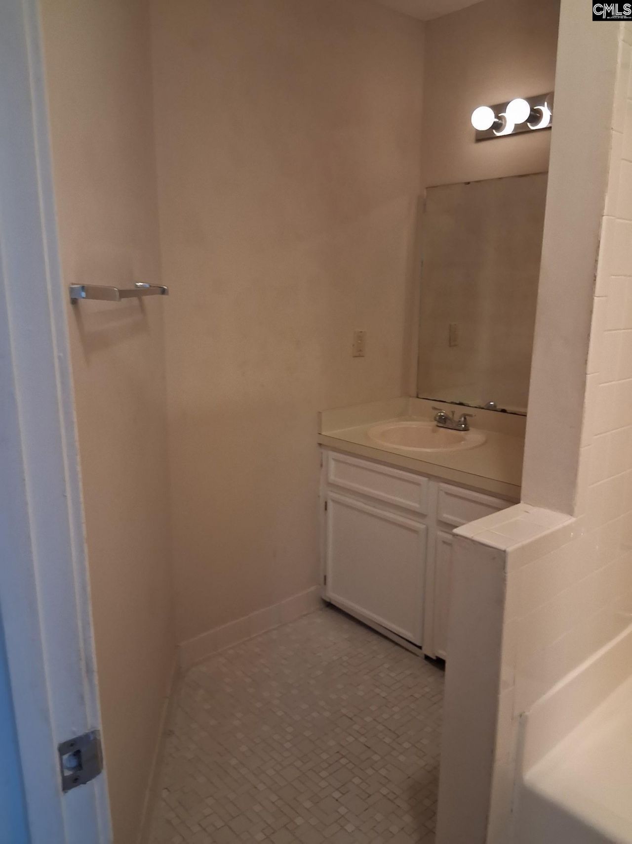 2007 Creekside Way Photo 24