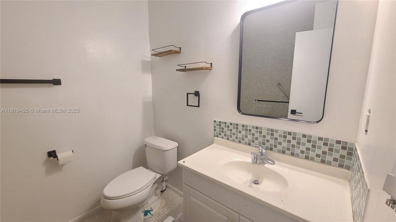 3321 Raleigh St, Unit 3H, Hollywood, FL 33021 Photo