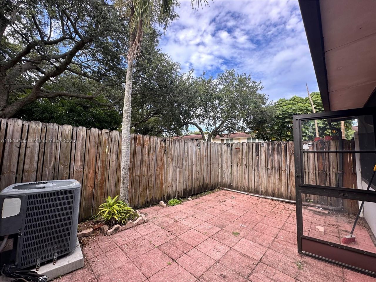 3321 Raleigh St, Unit 3H, Hollywood, FL 33021 Photo