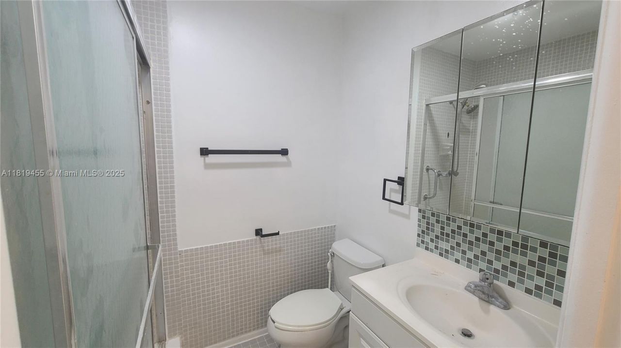 3321 Raleigh St, Unit 3H, Hollywood, FL 33021 Photo