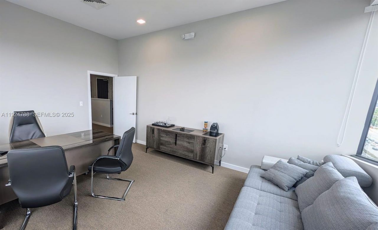 19790 W Dixie Hwy, Unit 1002, Aventura, FL 33180 Photo