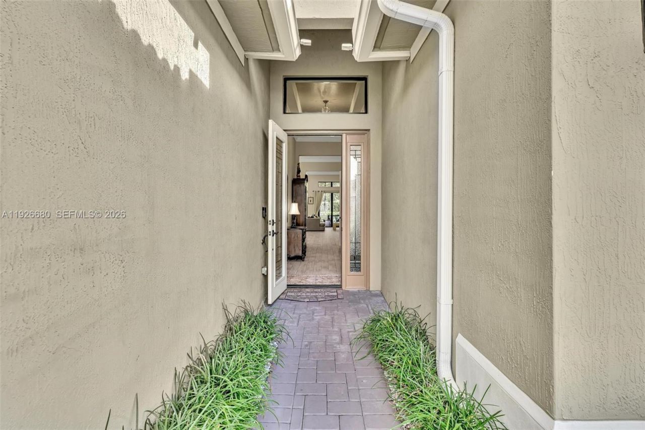 9172 E Leon Cir E, Parkland, FL 33076 Photo