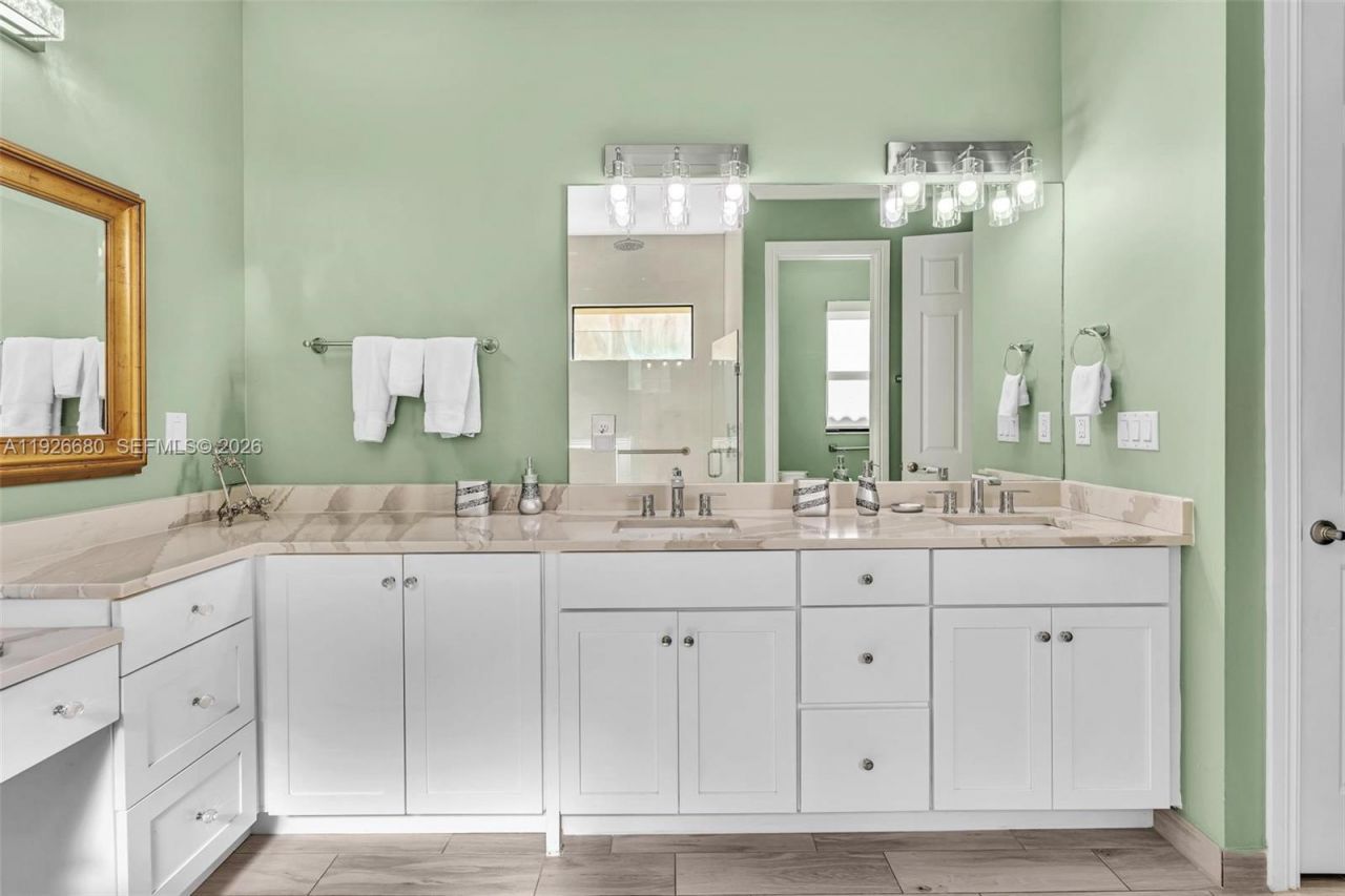 9172 E Leon Cir E, Parkland, FL 33076 Photo