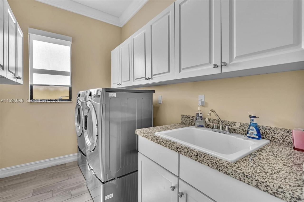 9172 E Leon Cir E, Parkland, FL 33076 Photo