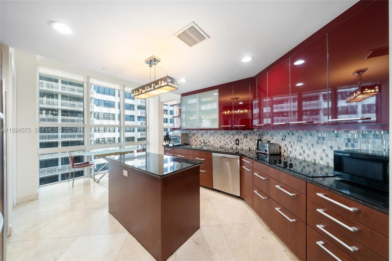 10225 Collins Ave, Unit 404, Bal Harbour, FL 33154 Photo