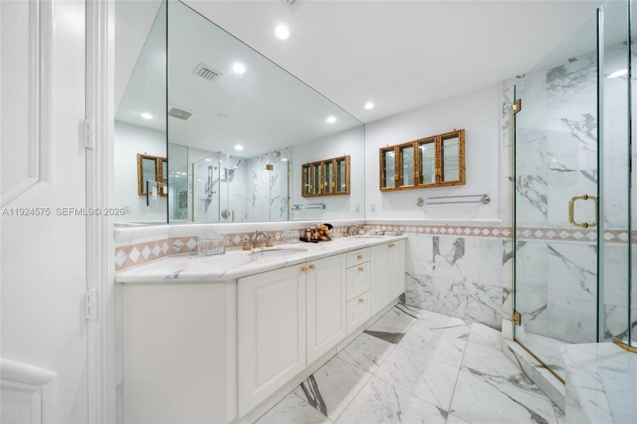 10225 Collins Ave, Unit 404, Bal Harbour, FL 33154 Photo