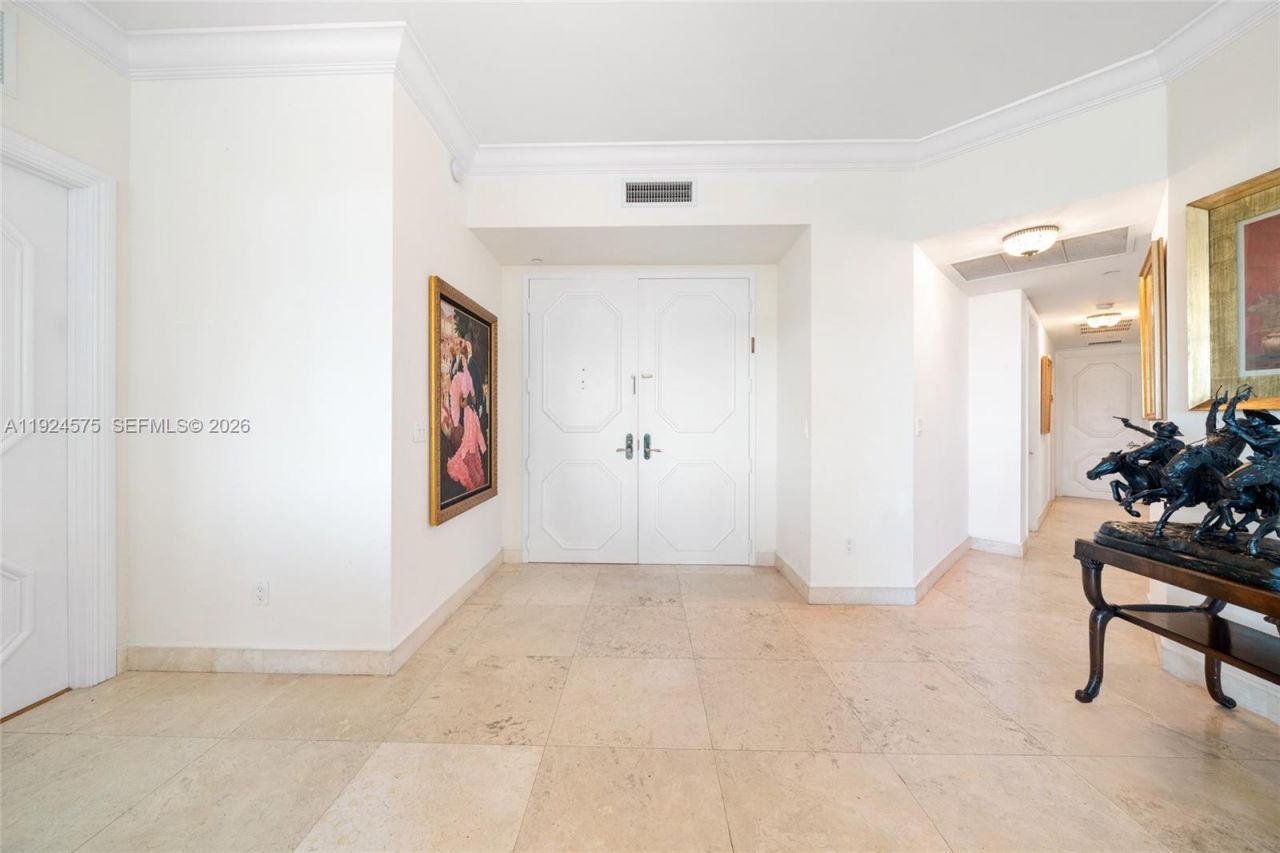 10225 Collins Ave, Unit 404, Bal Harbour, FL 33154 Photo