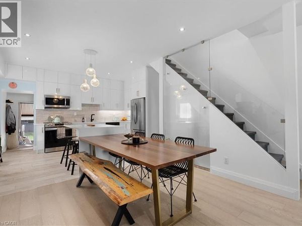 575 MARY Street , Hamilton, ON L8L4X8