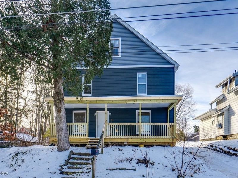 155 W Walnut Street, Wadsworth, OH 44281 Photo 2