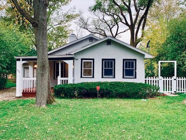 3008 Lincoln Road, Oak Brook, IL 60523