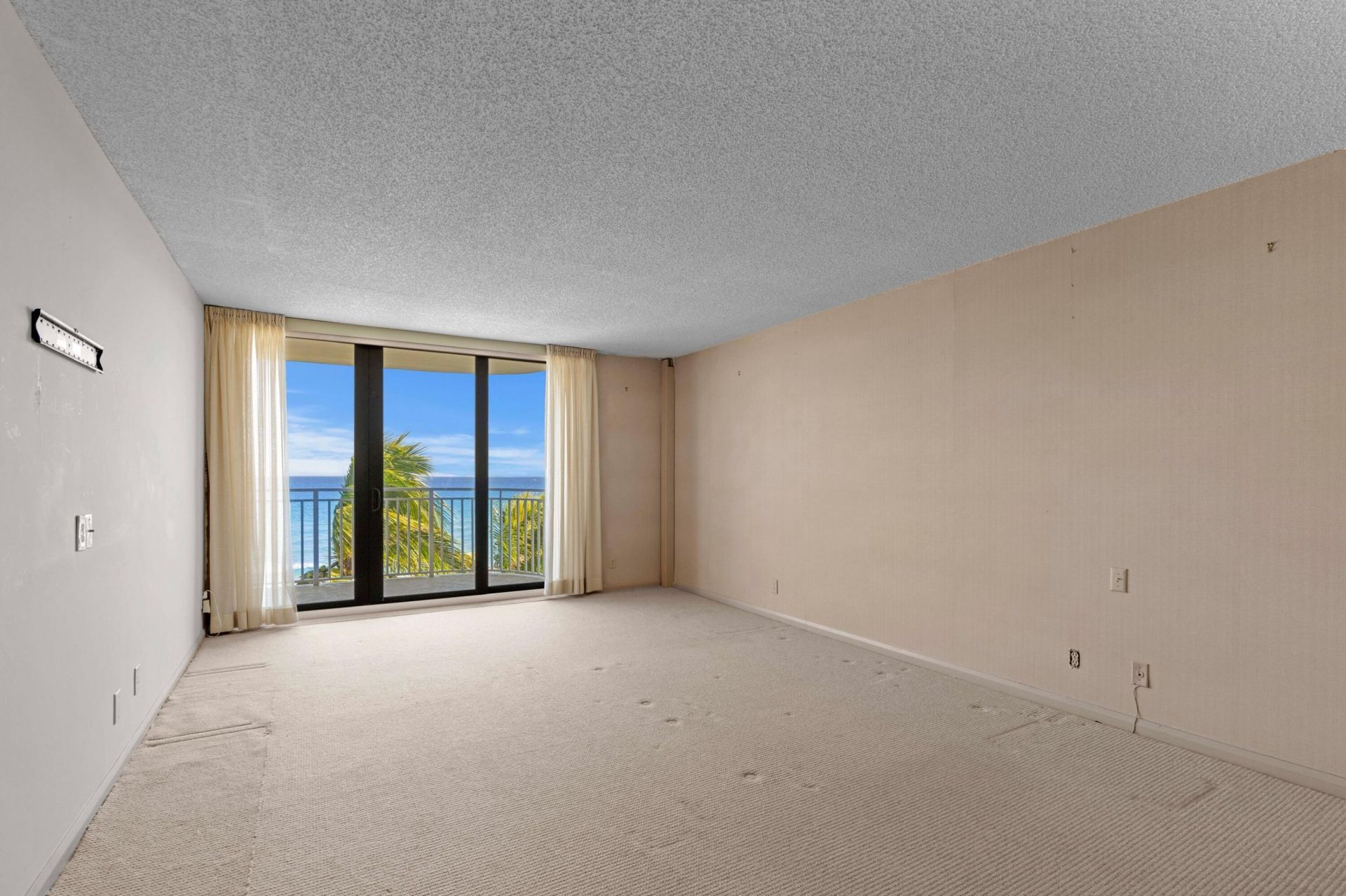 2580 S Ocean Boulevard, Unit 2c5, Palm Beach, FL 33480 Photo