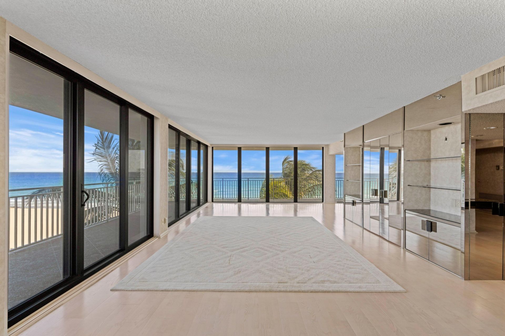 2580 S Ocean Boulevard, Unit 2c5, Palm Beach, FL 33480 Photo