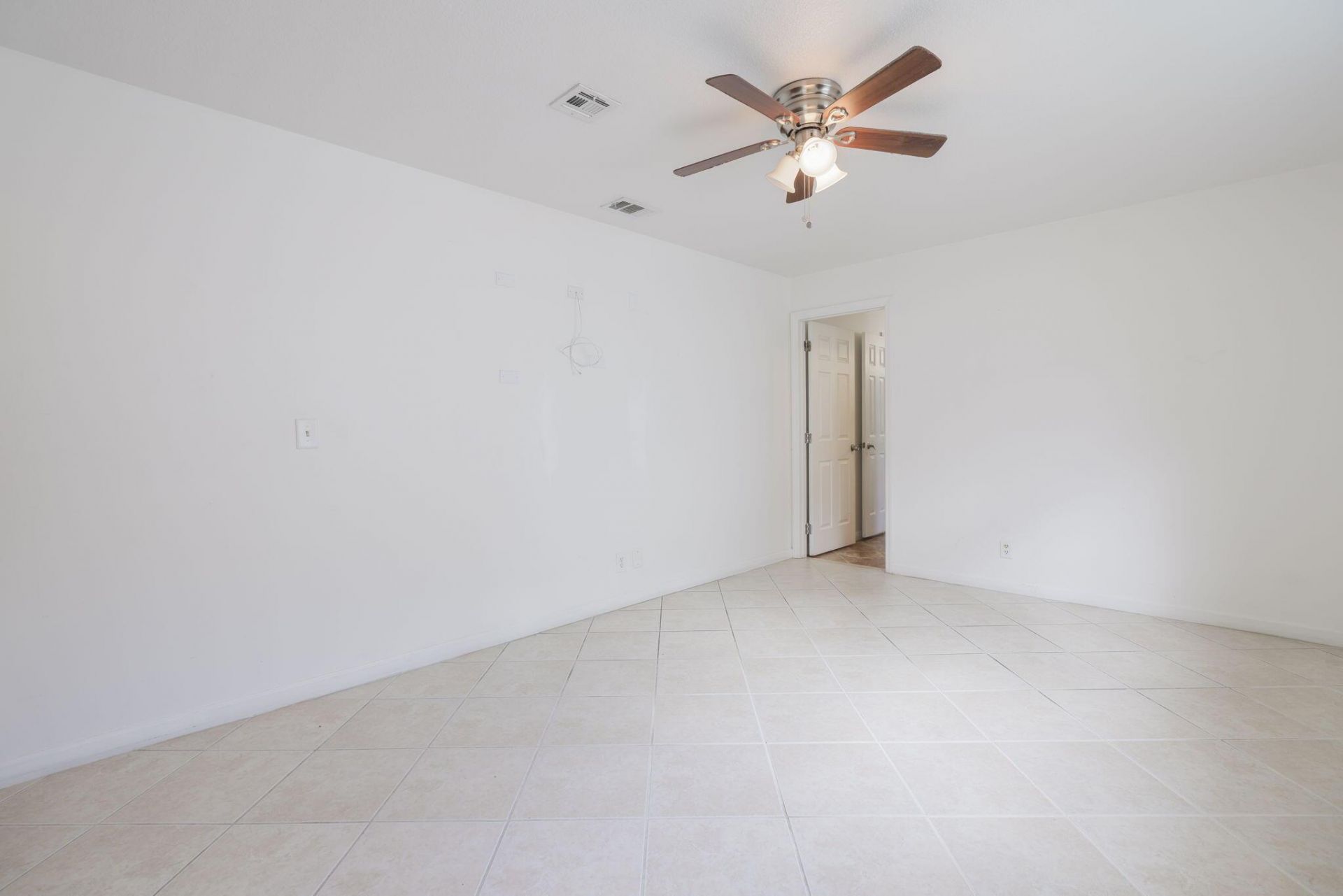 1141 NW 90th Way, Plantation, FL 33322 Photo