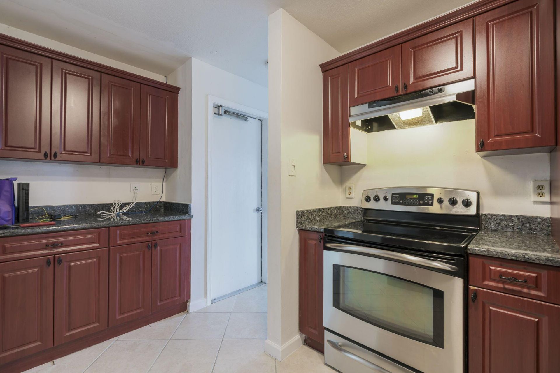 1141 NW 90th Way, Plantation, FL 33322 Photo