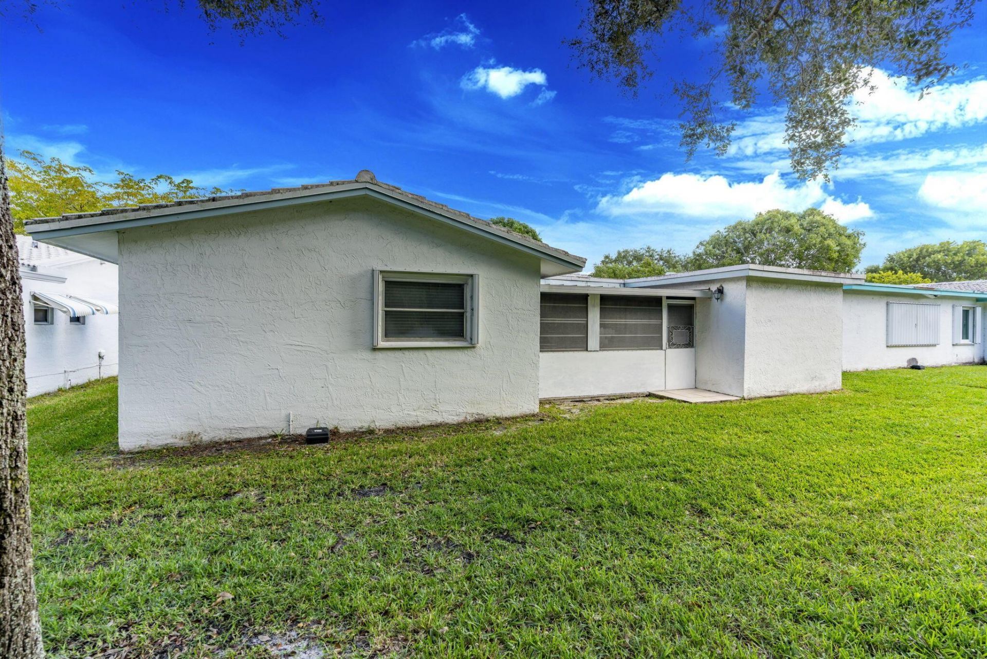 1141 NW 90th Way, Plantation, FL 33322 Photo