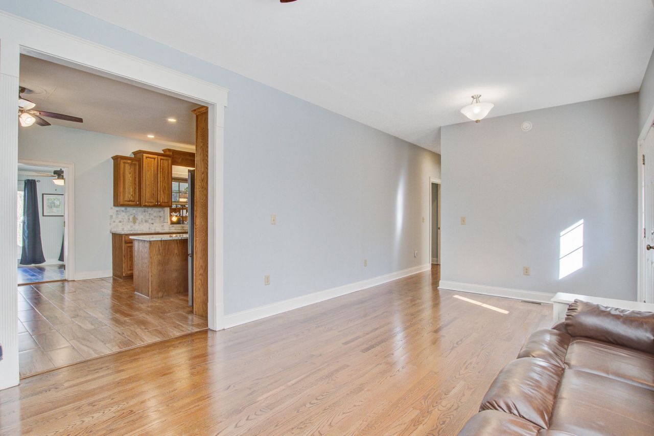 334 Shoptaw Road Photo 10