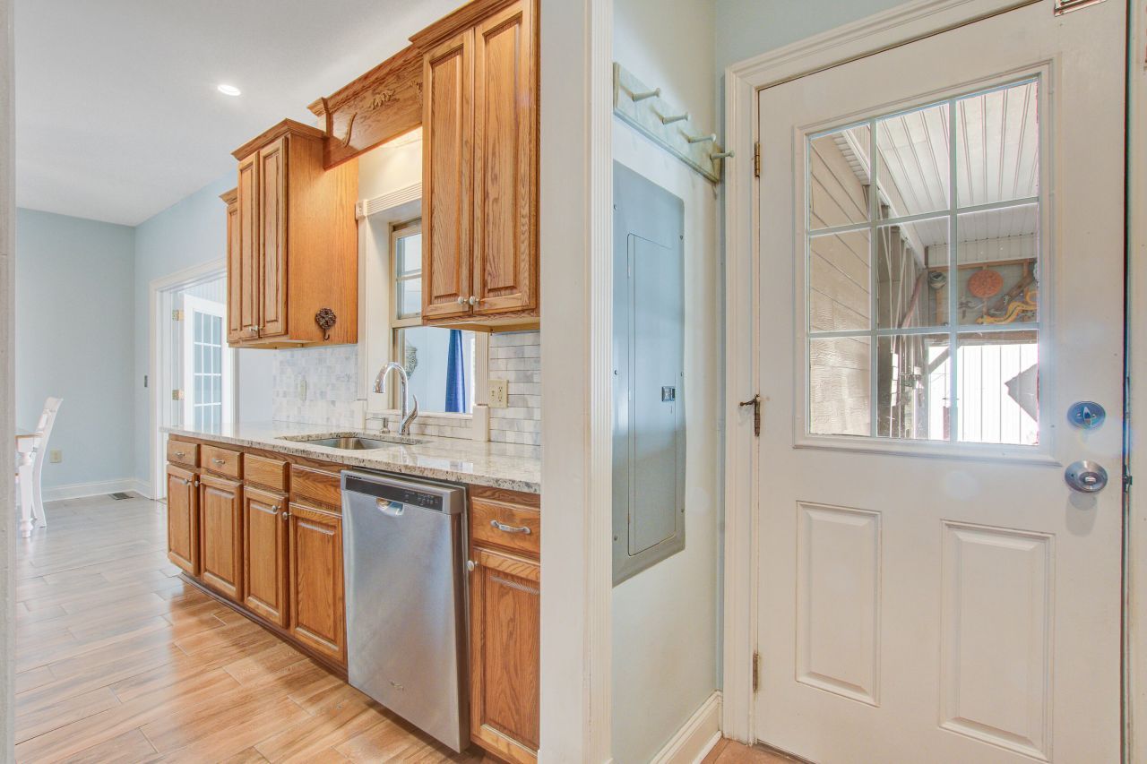 334 Shoptaw Road Photo 18